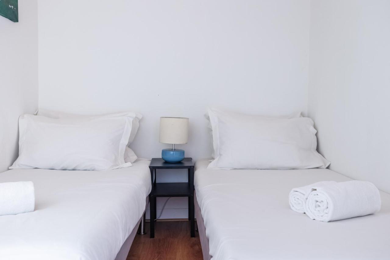 City Center Apt In Lively Bairro Alto! Лиссабон Экстерьер фото