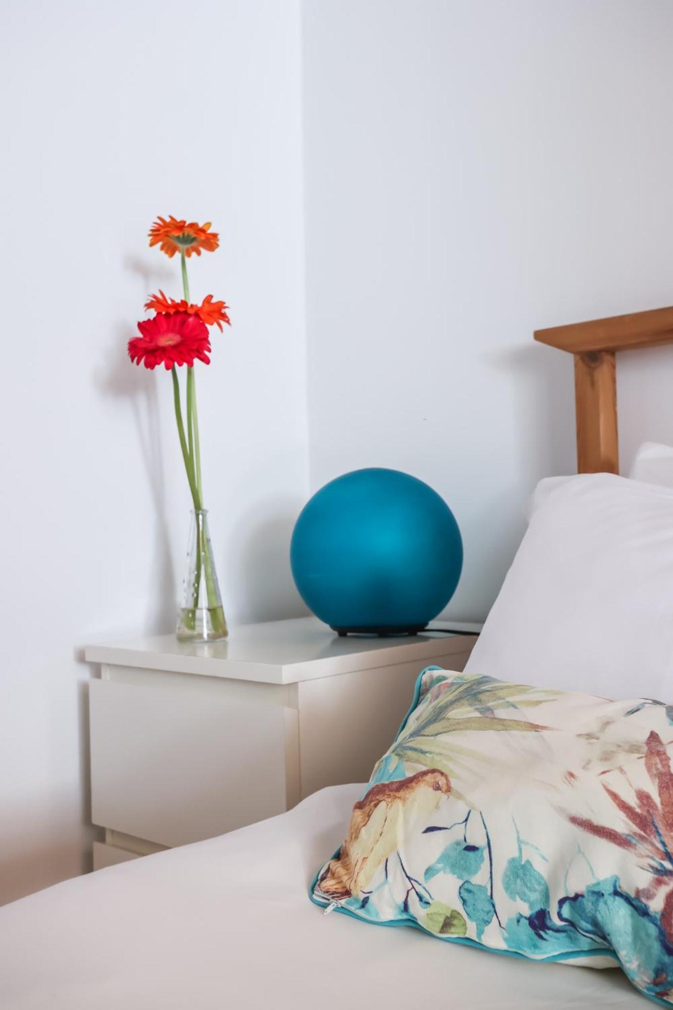 City Center Apt In Lively Bairro Alto! Лиссабон Экстерьер фото